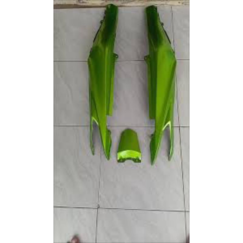 0Cover Body Motor Yamaha Jupiter Z Robot Th 2010 2011 hijau