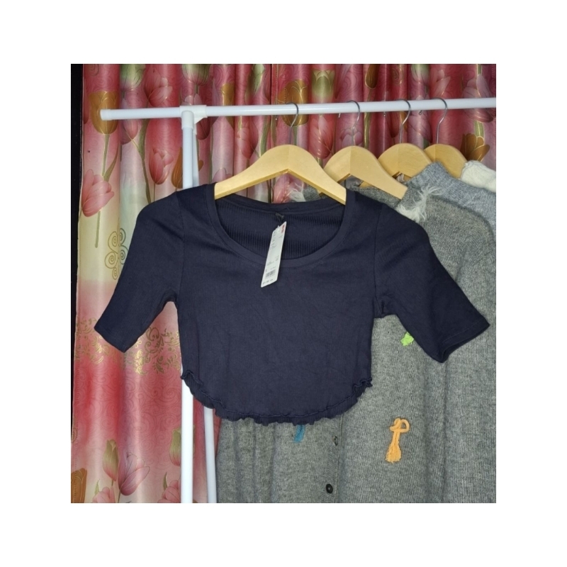 Baju Rajut - Pakaian Rajut - Cardigan - Crop Top - Baju lengan pendek by inji.reloved