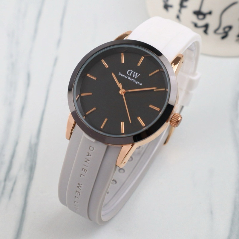 ( BISA COD ) Jam Tangan Pria DW Premium Rubber Tali Karet Jam Tangan Fashion Cowok