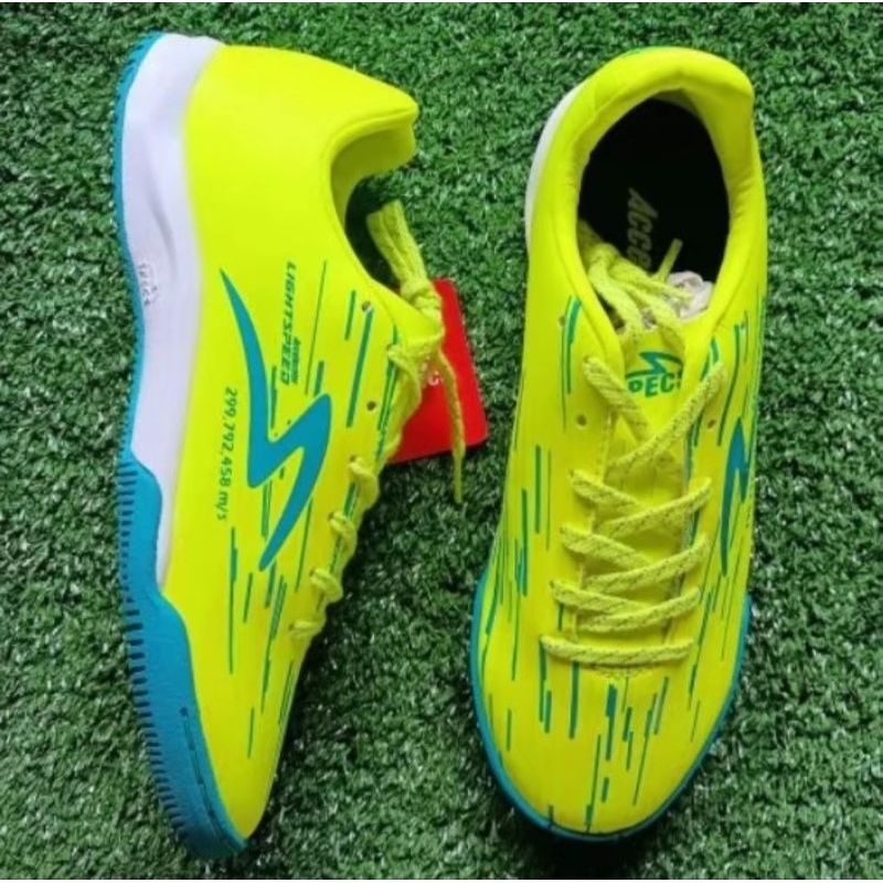 SPECS LIGHTSPEED SEPATU FUTSAL SPECS LIGHTSPEED REBORN IN NEW