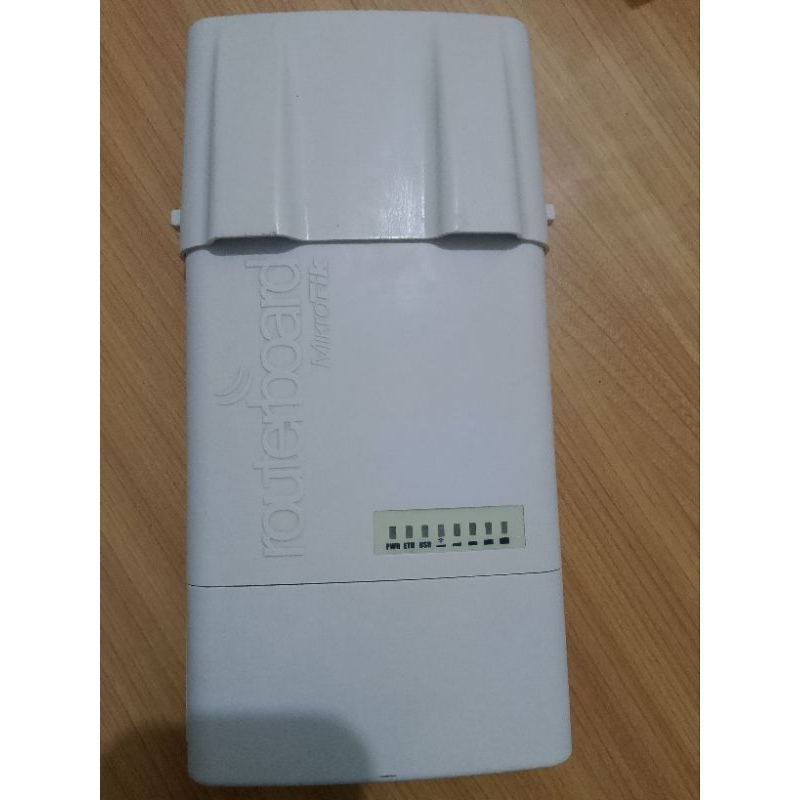 Mikrotik Basebox 5