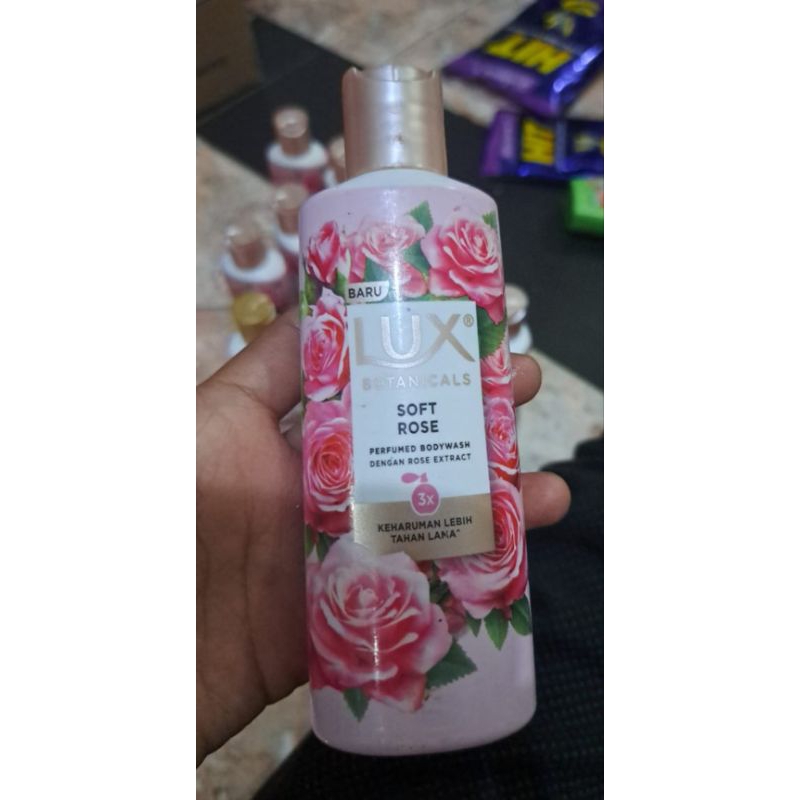 LUX BODY WASH SOFT ROSE 100 ML