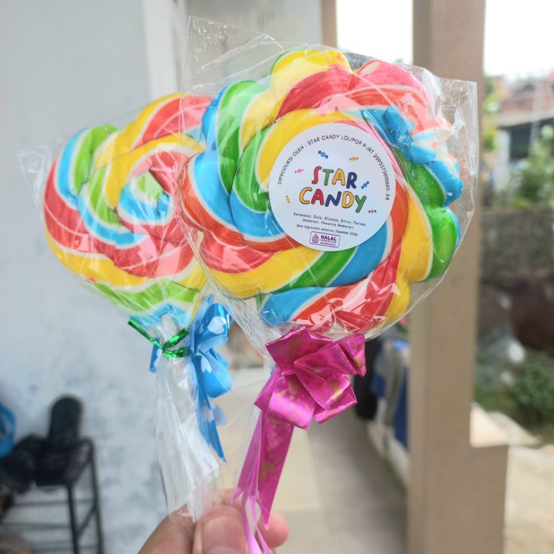 

Permen Lolipop Besar Jumbo Star Candy Ukuran 16cm