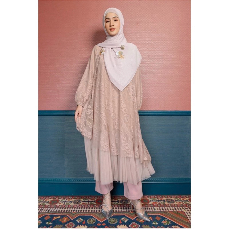 Preloved Tunik Kondangan Brand HijabChic Eid Alaiqa Brown Size M