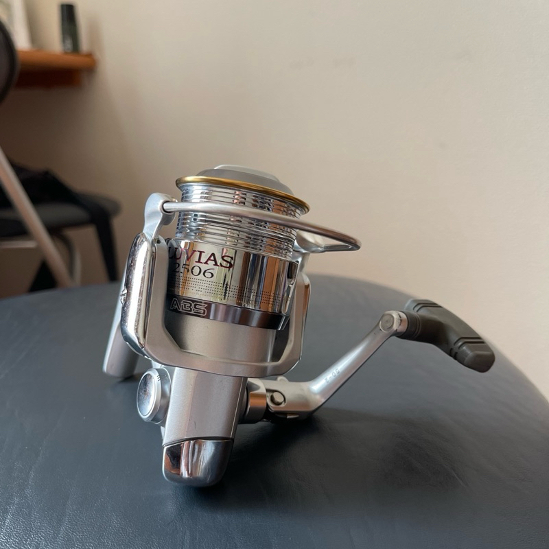 reel daiwa luvias 2506 made in japan second