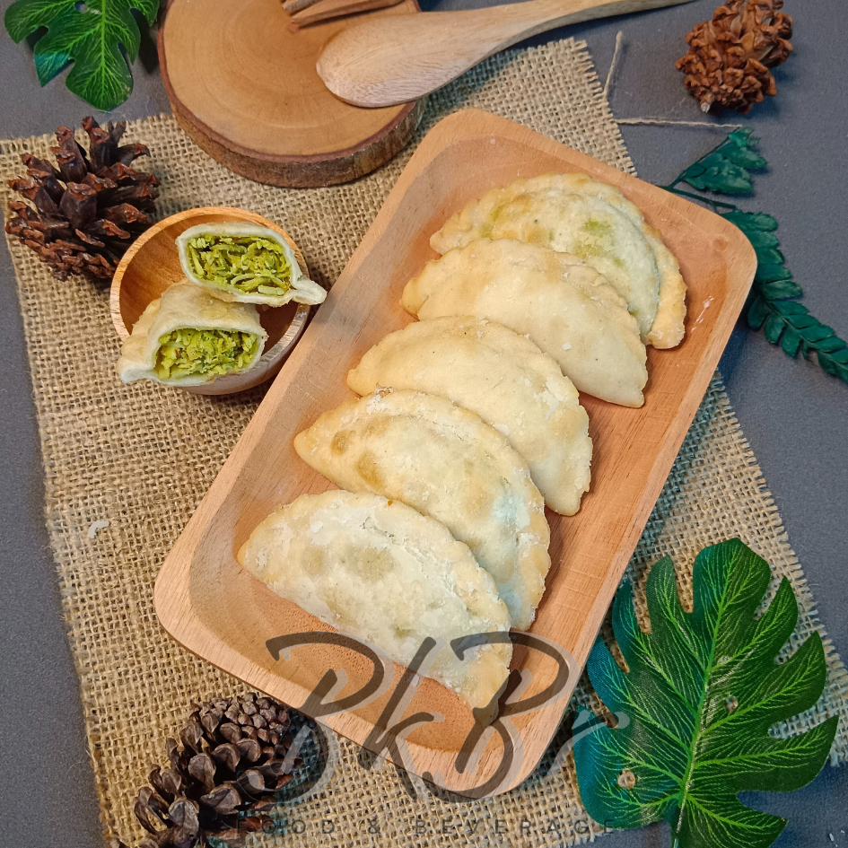 

Cireng Ayam Suwir Lombok Ijo ( by BKBR Food ) Ukuran Besar Isi 3 pcs