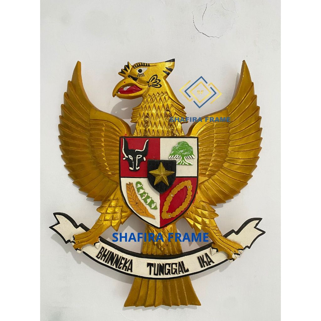 Pajangan Dinding Garuda Pancasila 3 Dimensi Fiber Lambang Negara Logo Burung Garuda Gold