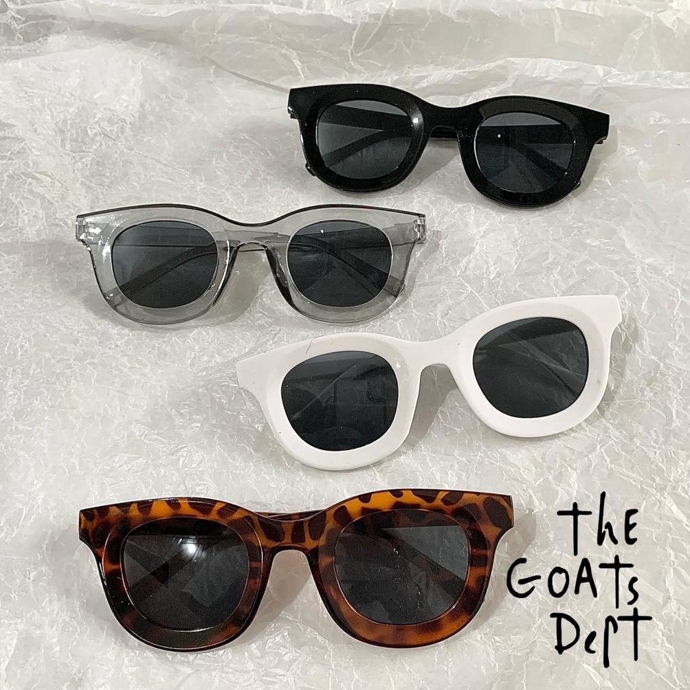 KODE D76Q The Goats Dept  The Goats Dept  Greyscale Versa Glasses Original  tgd826 hitam putih lensa