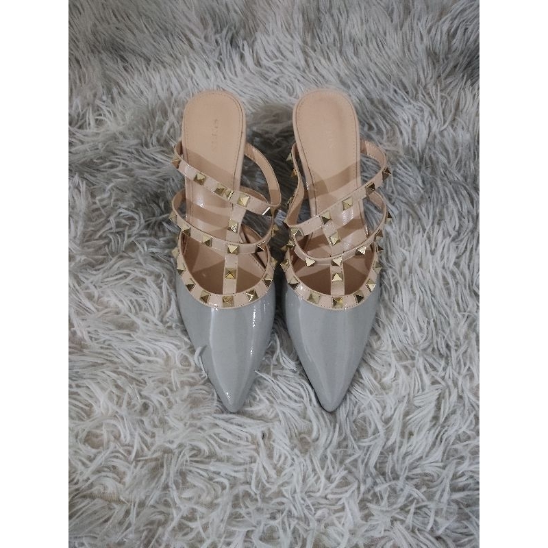 PRELOVED HEELS SURIN | LIKE NEW | ELEGAN DAN NYAMAN DIPAKAI