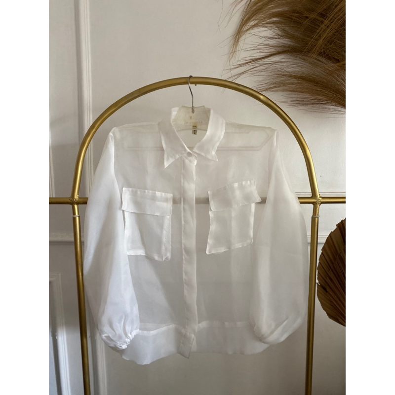 preloved kemeja organza by vanilla hijab