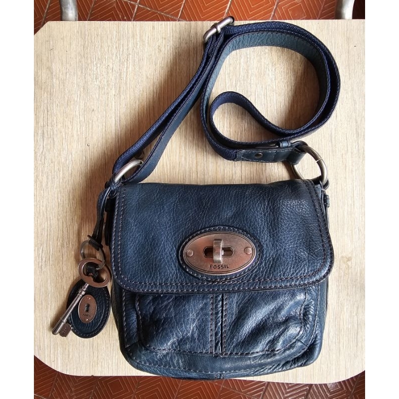 tas fossil maddox turnlock navy crossbody original authentic prelovedl