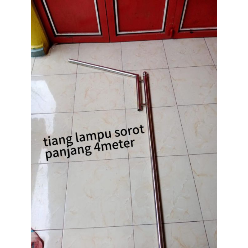 TIANG LAMPU SOROT PANJANG 4METER STAINLESS STEEL/TIANG LAMPU JALAN