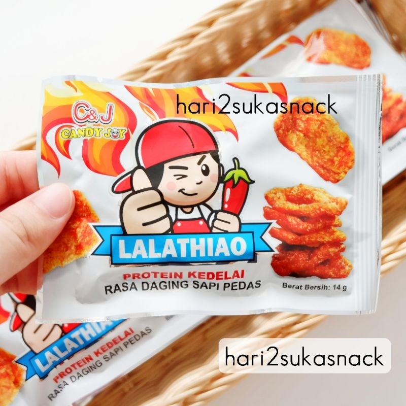 

LalaThiao Latiao Sapi Pedas C&J Candy Joy / Latiao Lala Thiao Halal Tofu Snack Pedas Viral