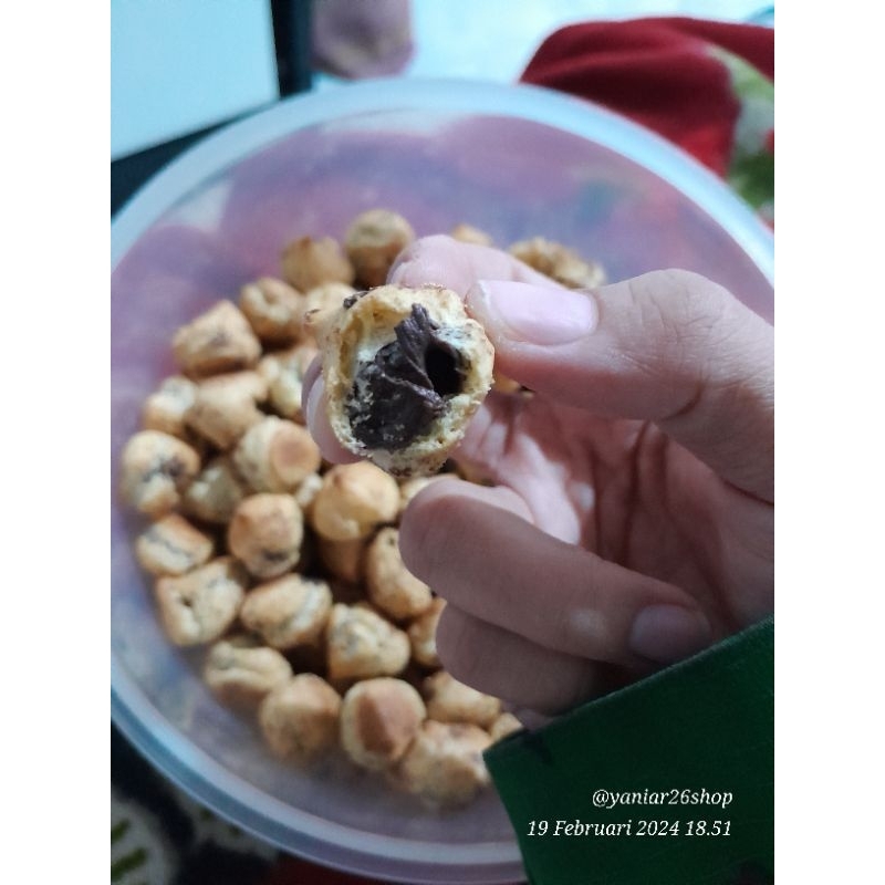 

ADR MALONA KUE SOES KERING VIRAL COKLAT DAN STRAWBERRY KEMASAN GR