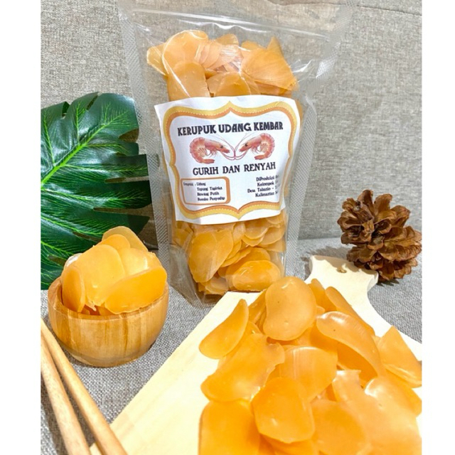 

Kerupuk Udang Kerupuk Mentah Khas Kalimantan 250gr