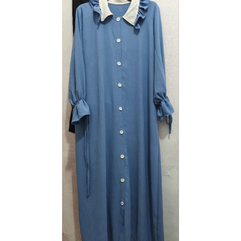 dress gamis kerah rebah kerah kemeja ruffle kancing blue denim termurah sisa stock
