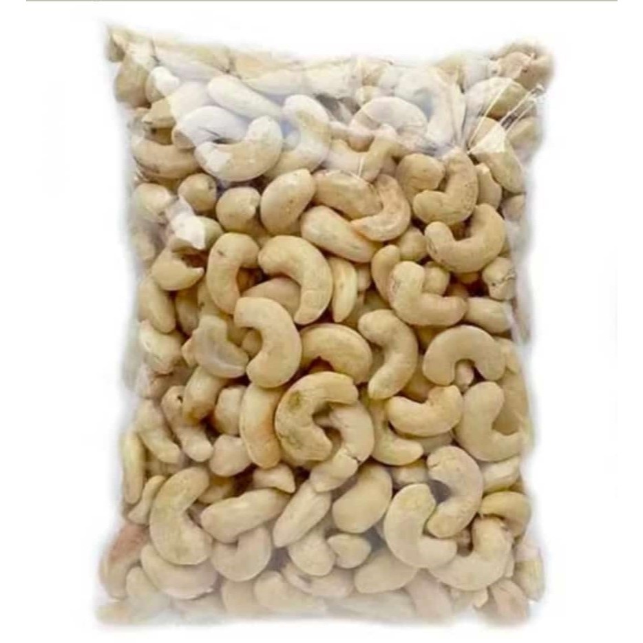 

Kacang Mede Mentah / Cashew nut / Kacang Mete Premium Gurih, Renyah dan Sehat 500gr