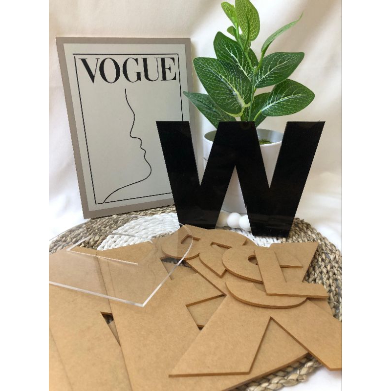 AKRILIK CUSTOM HURUF - HURUF AKRILIK UKURAN 4CM SAMPAI 18CM - HURUF AKRILIK 2MM