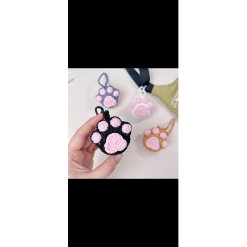 Cat paw keychain