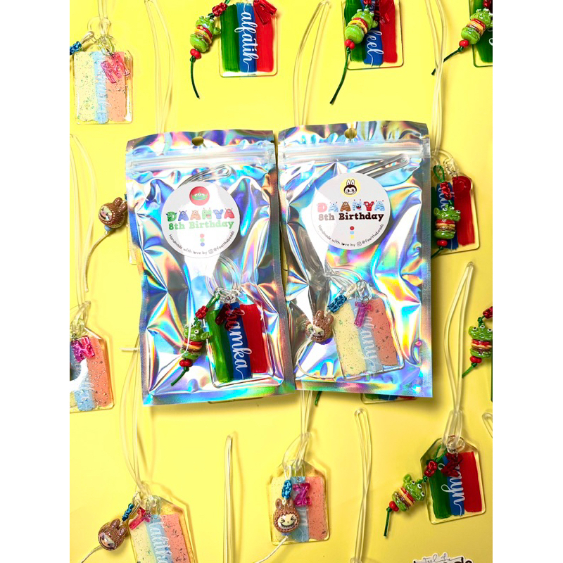 

Name tag Bag charm labubu custom hampers ultah handmade