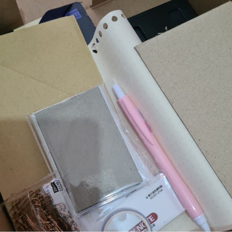 

Paket kado