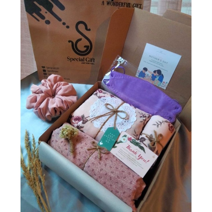 

Dijamin Ekonomis SPECIAL GIFT Paket 7 Hampers Mukena DewasaKado Ulang TahunKado Pernikahan Mewah Estetik