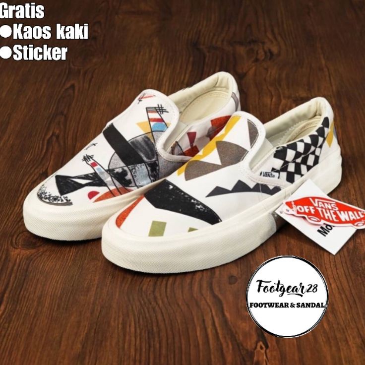 SEPATU VANS SLIP ON PRIA WANITA X MOMA VANS PRIA WANITA VANS SLIP ON SEPATU VANS MOTIF TERLARIS