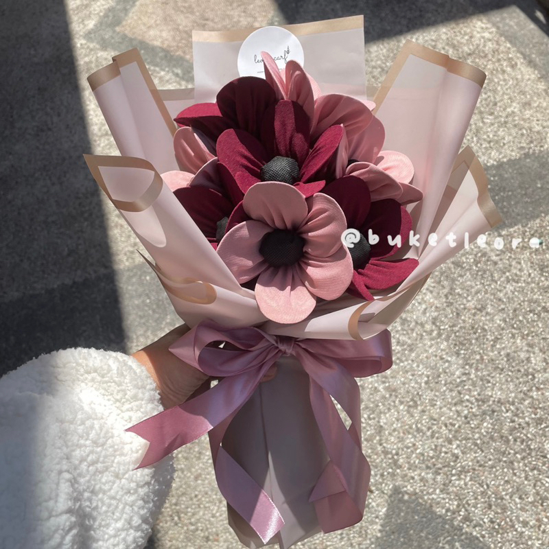 Buket Hijab / Buket Wisuda / Buket Bunga / Bouquet Hijab