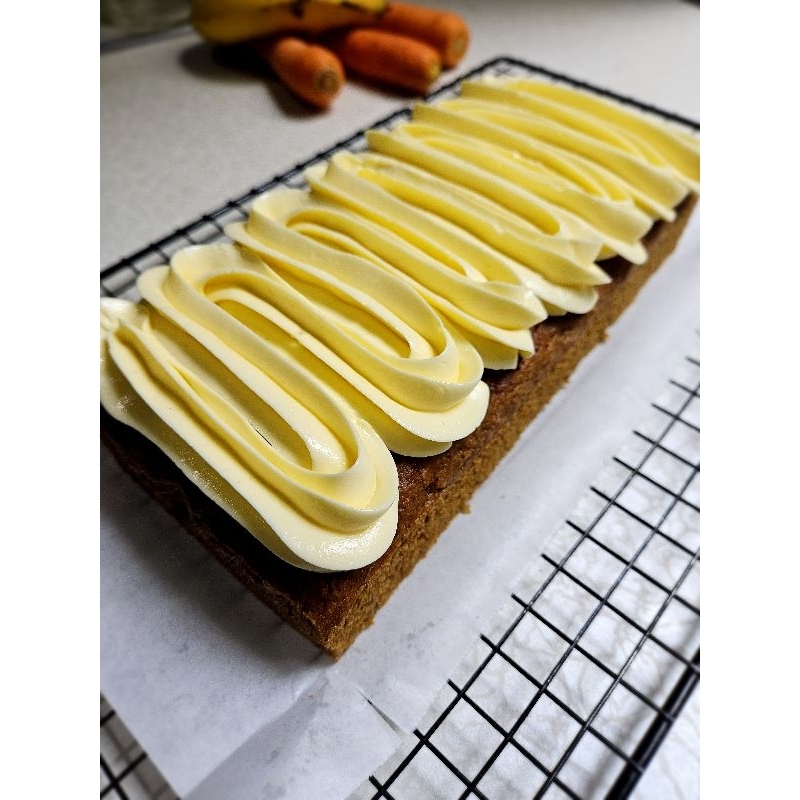 

GLUTEN FREE CARROT CAKE CREAM CHEESE FROSTING