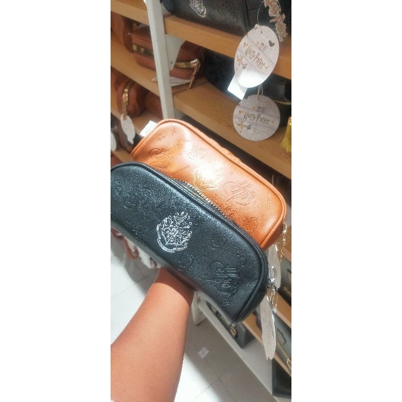 

MINISO HARRY POTTER TEMPAT PENSIL HITAM || COKLAT