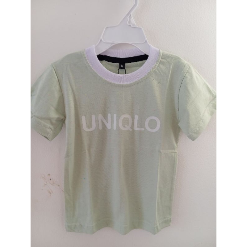 BAJU ANAK LAKI-LAKI BRANDED MOTIF UNIQLOH UNTUK UMUR 1 TAHUN
