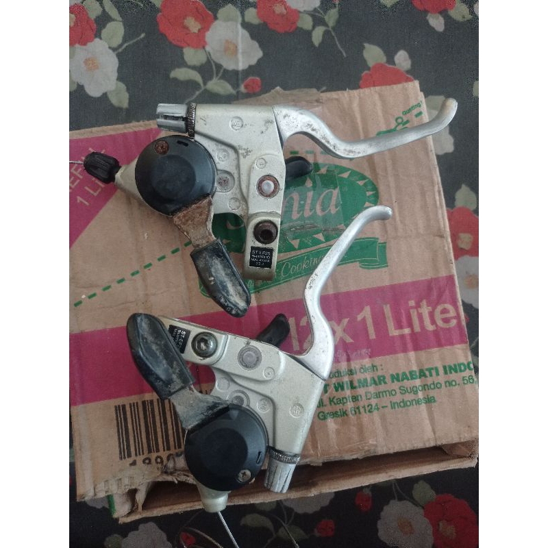 brake shifter shimano retro 1990 3x7 speed sepeda vintage commuter