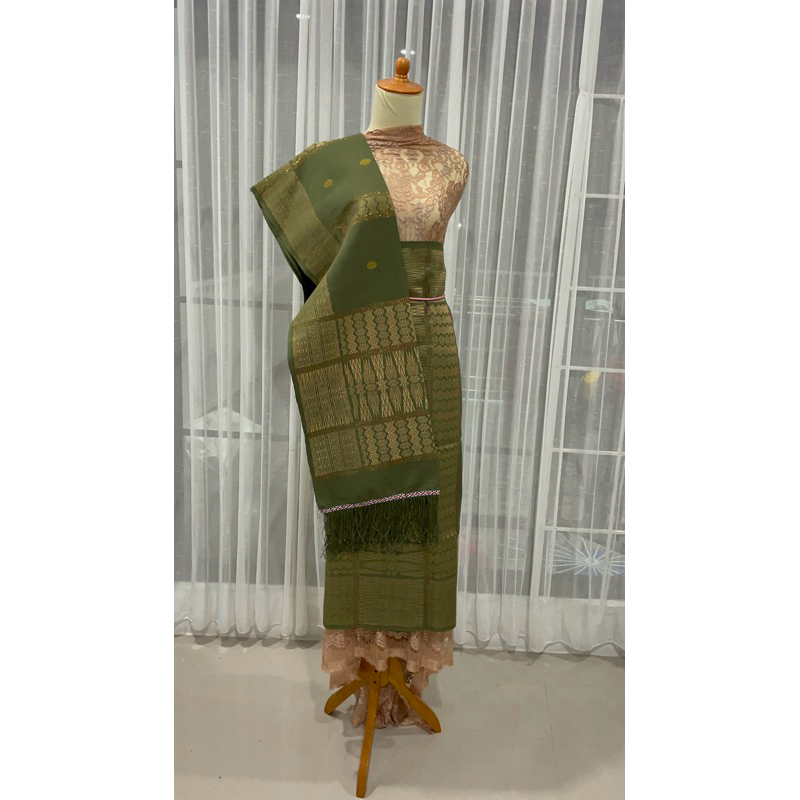 Set Uis Nipes Bahan Full Sutra