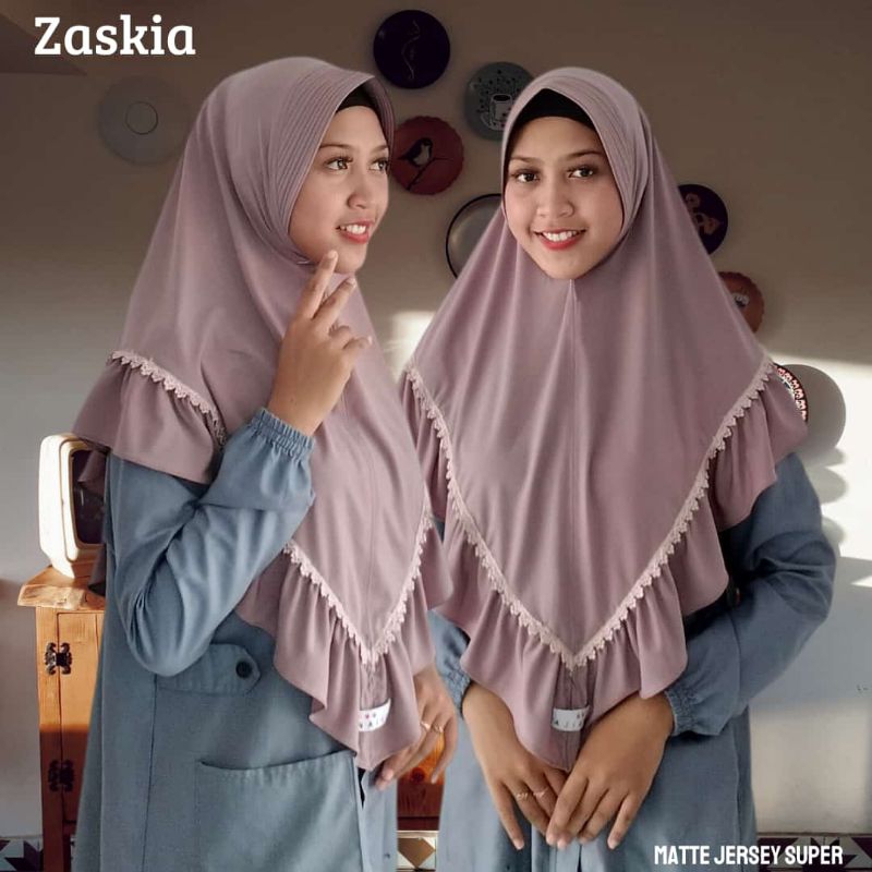 Zaskia hijab