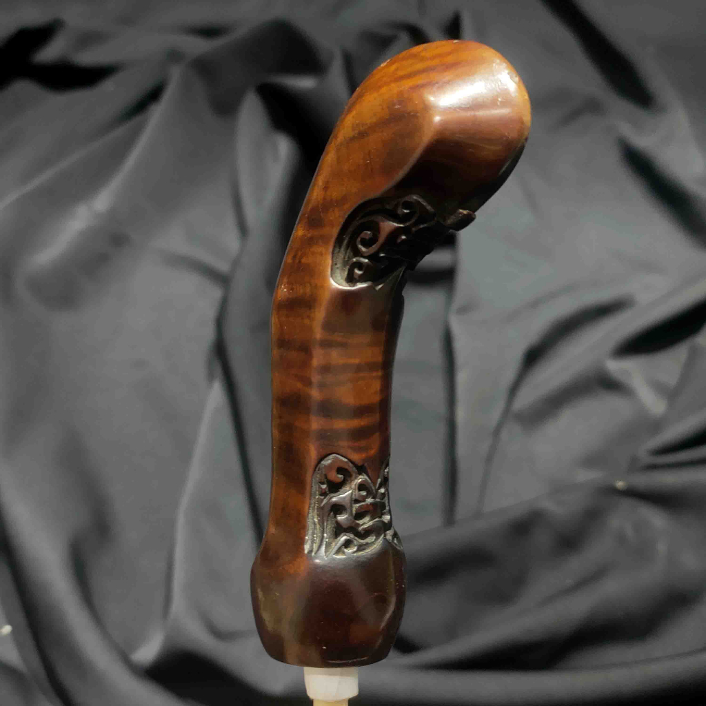 Deder Keris Kemuning Berut Lawasan Gaya Surakarta