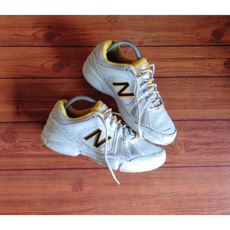 Sepatu New Balance 519