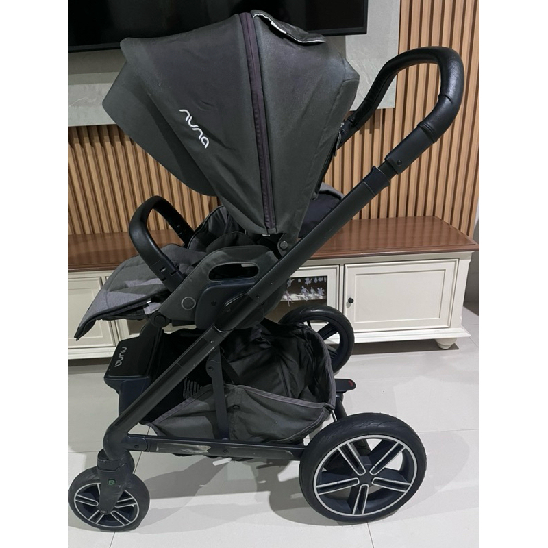 Nuna Mixx Jet Preloved