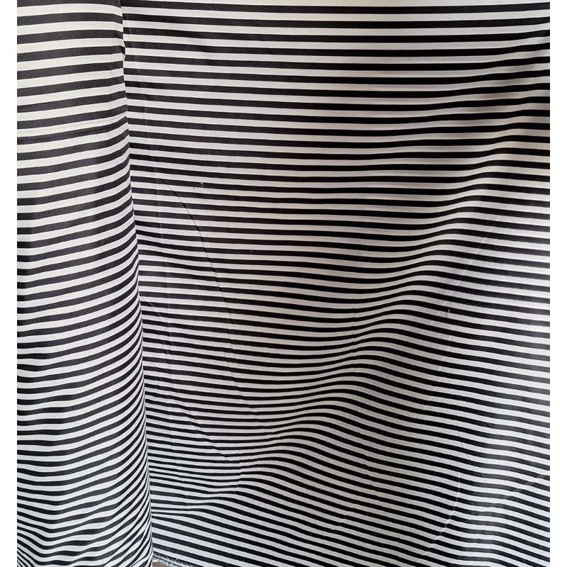 Kain Sprei Meteran Bahan Micro Gramasi 100 Motif Salur Hitam