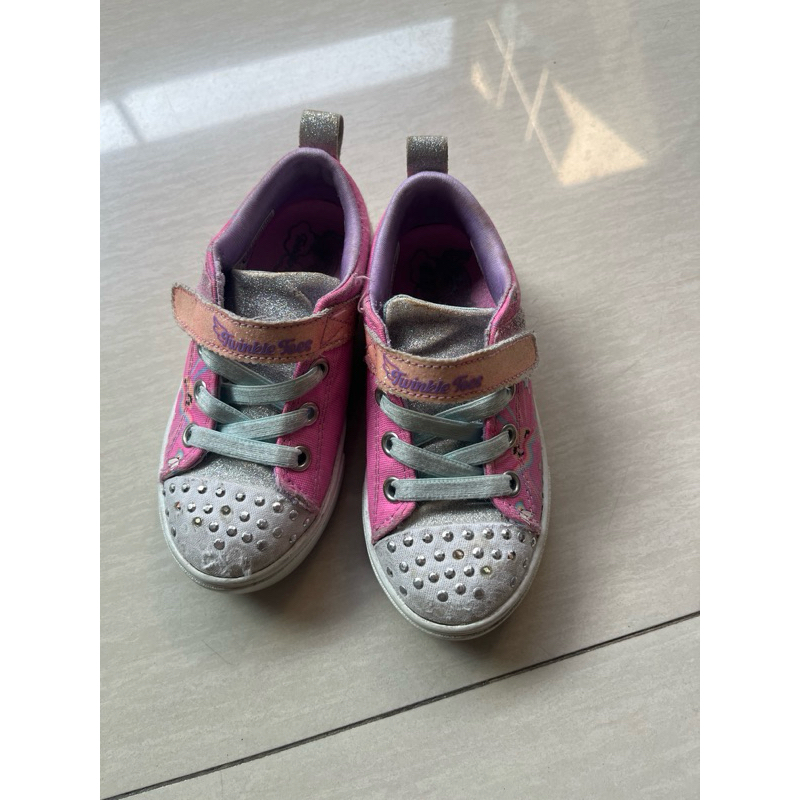 sepatu preloved skecher