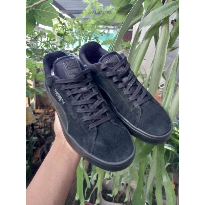 Sepatu Second / Sepatu Bekas Puma Suede S Full Black - Size : 41 - Insole : 26,5 cm - casual - sneak
