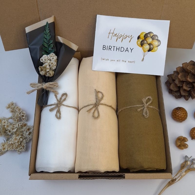 

Hampers Hijab Premium - Hampers Gift Box Hijab - Kado Untuk Cewek - Hampers Murah - Hampers Hijab Bella Square - Hampers Aesthetic Murah - Kado Cewek - Kado Anniversary - Kado Wedding - Kado Graduation - Kado Ulang Tahun - Kado Ultah - others