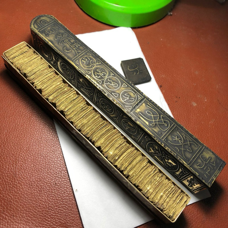 Al Quran Stambul Asli Peninggalan dari Kalimantan Bahan Kulit Panjang 15 Meter 018