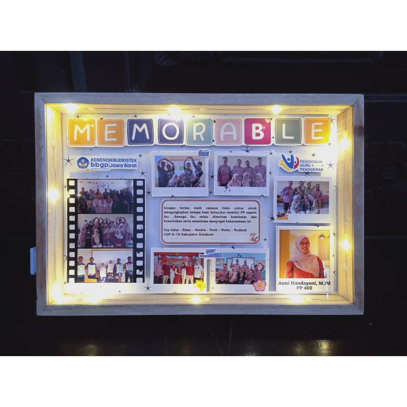 FRAME MEMORABLE KADO KELAS KADO HARI GURU KADO KENANG KENANGAN KADO PERPISAHAN