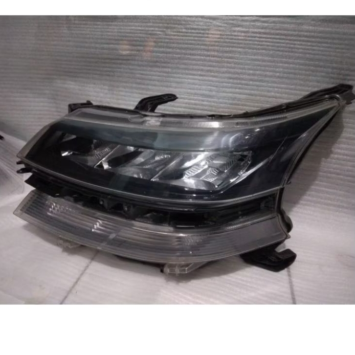 Lampu depan avanza 2019 2020 kiri original