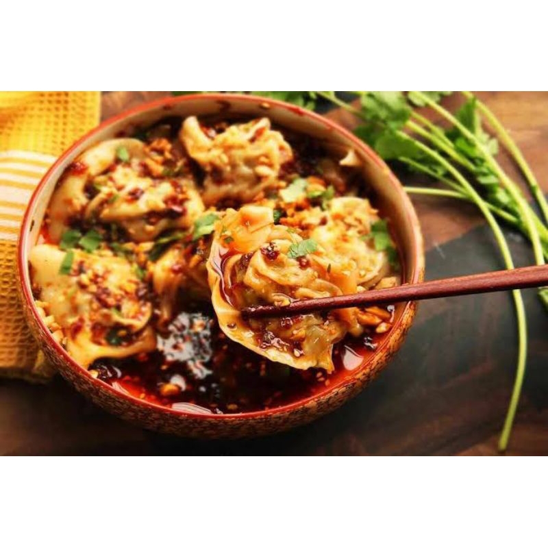 

Wonton Chili oil Sukatani dan pentol kriwil sukatani