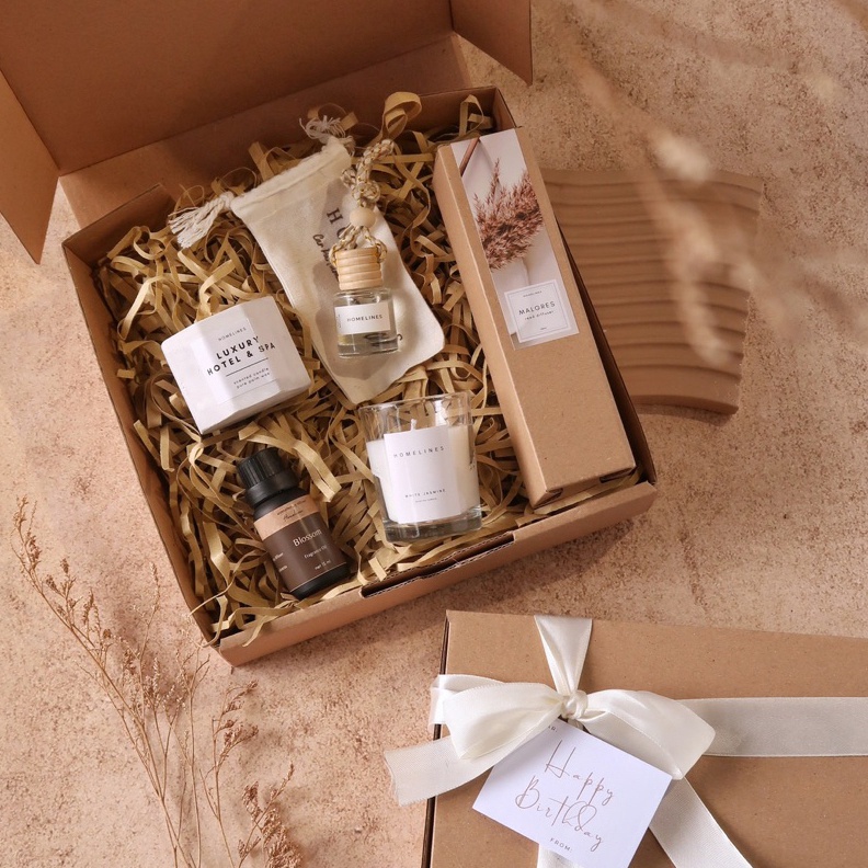 

Potongan 3 Tertentu FRAGRANCE SETHAMPERS Reed DiffuserScented CandleGift set AestheticParselBingkisanKadoSouvenirLilin AromaterapiPengharum Pewangi RuanganCar Parfum Mobil GantungFragrance Oil Aromatherapy A18