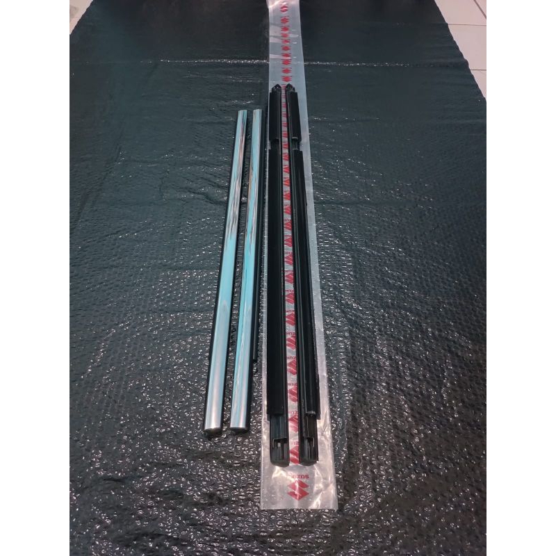 pelipit kaca luar mobil apv Chrome original