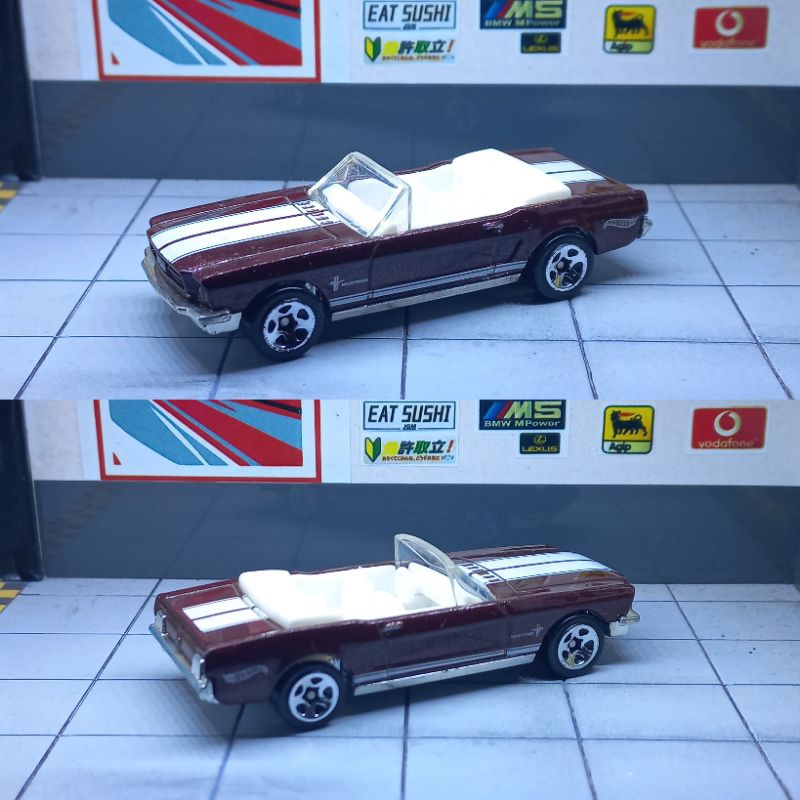 Hot Wheels '65 Ford Mustang Corvetible