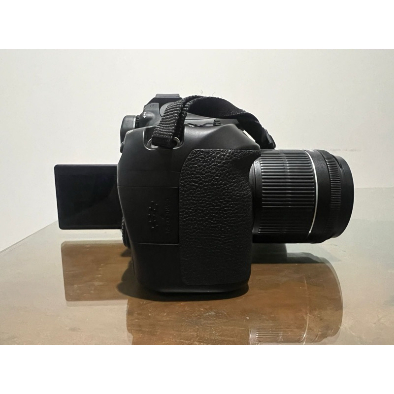 Kamera DSLR Canon EOS 70D - Kondisi mulus