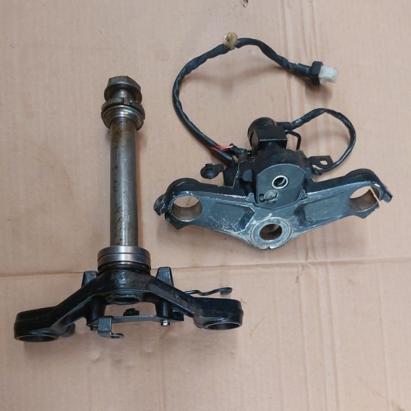 segitiga set kunci kontak HONDA CBR 150R FACELIFT original K45